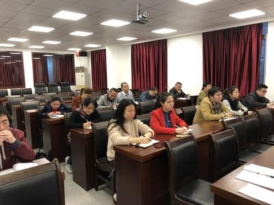 市財政局舉辦黨務(wù)業(yè)務(wù)工作專題輔導(dǎo)培訓(xùn) 提升干部履職能力，助推財政工作高質(zhì)量發(fā)展